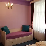 U Lucerny בית הארחה
