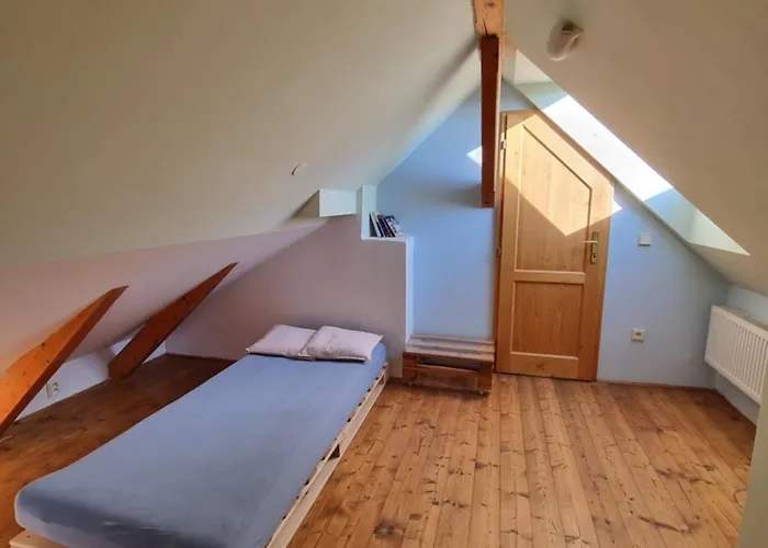 U Lucerny Konukevi Jindřichŭv Hradec