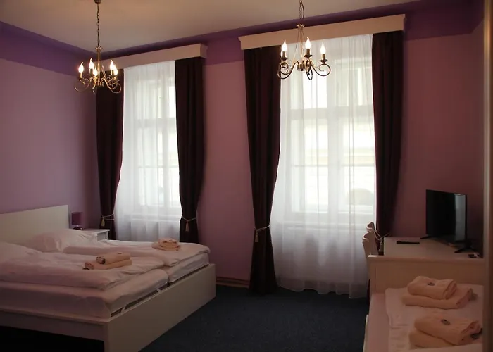 U Lucerny Konukevi 3*